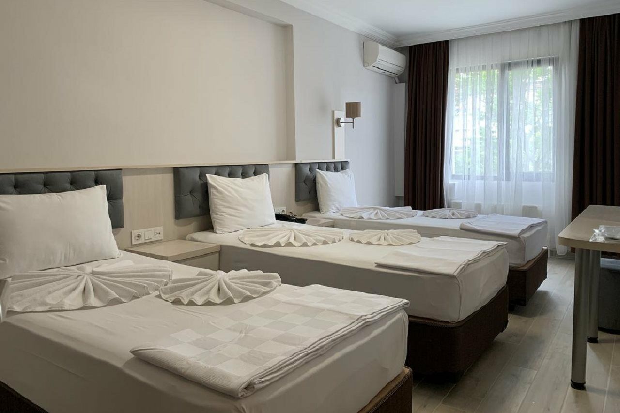 Sim Old Hotel